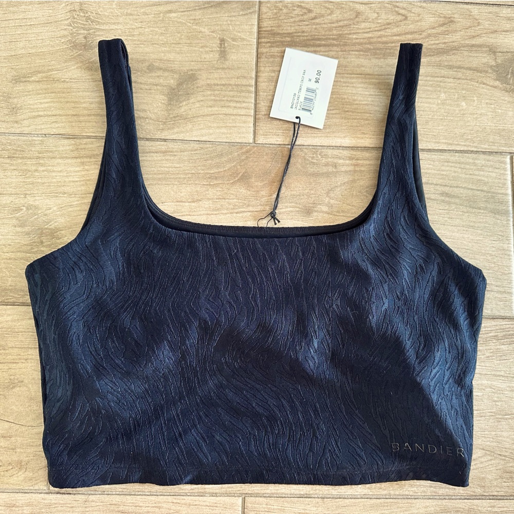 Brand new Bandier Workout Crop Top - M
